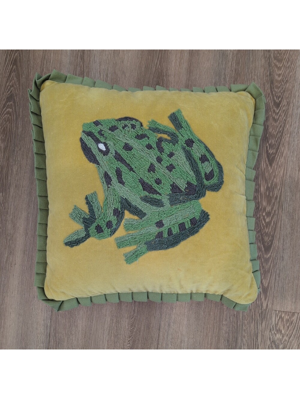 Vtg FROG Pillow crochet Handmade Yellow Green crushed Velvet MCM whimsical 14×14